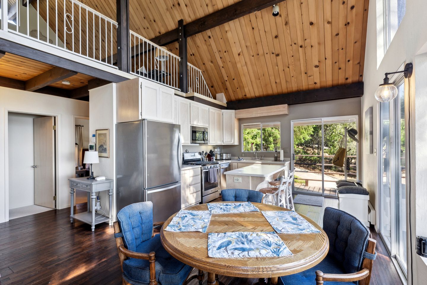 Charming A-Frame with Stunning Views in Kelseyville, California