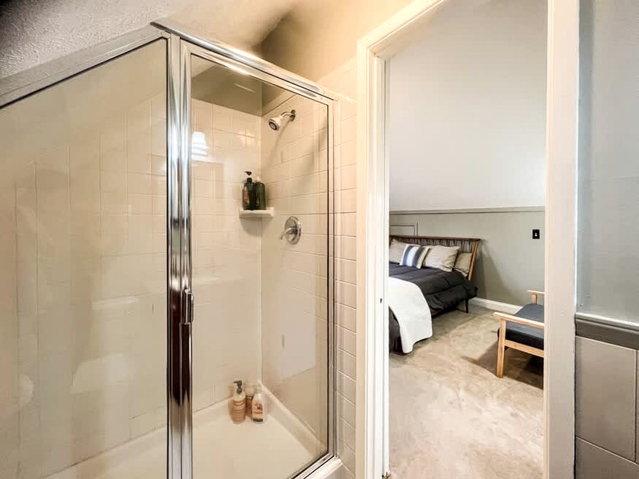 Cozy A-Frame Cabin with Hot Tub & Sauna near Wintergreen Resort, Blue Ridge Mountains VA