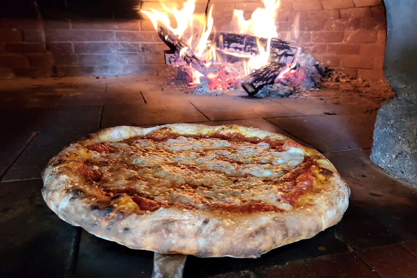 Cozy A-Frame Cabin with Hot Tub & Sauna near Wintergreen Resort, Blue Ridge Mountains VA