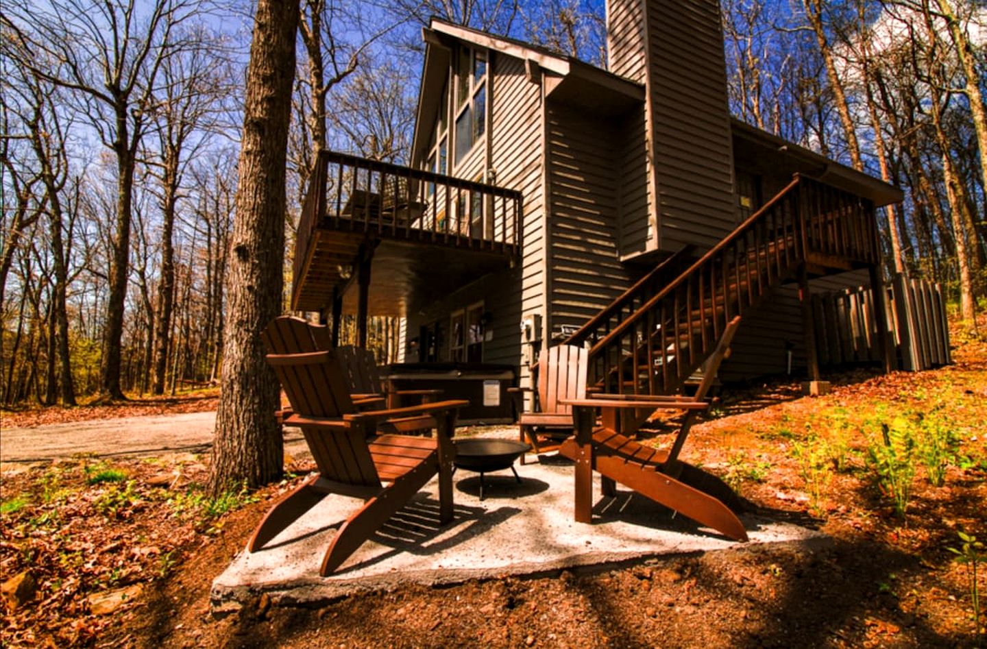Cozy A-Frame Cabin with Hot Tub & Sauna near Wintergreen Resort, Blue Ridge Mountains VA