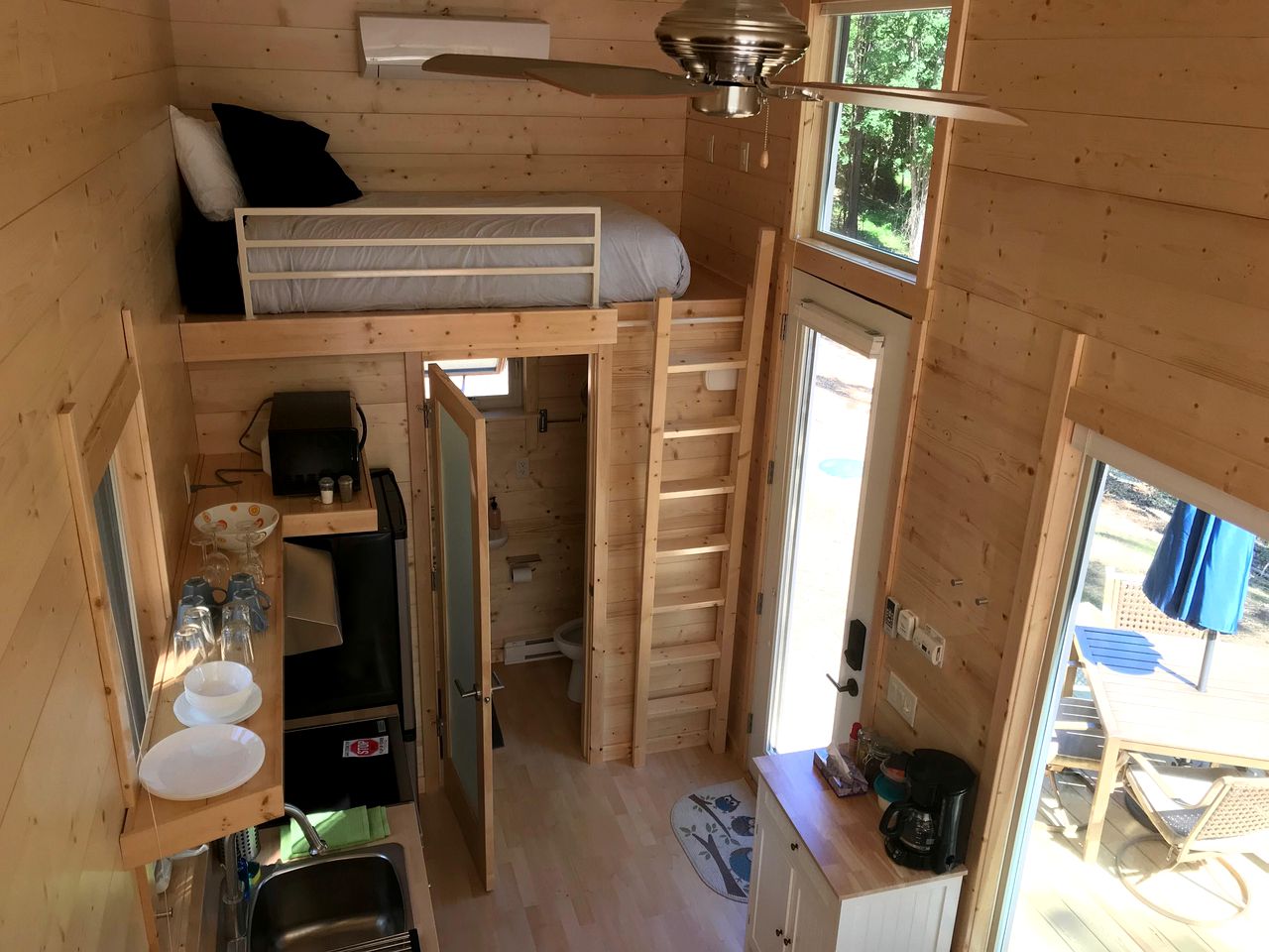Stunning Tiny House Rental Ideal for a Family Getaway near Woodstock, New York