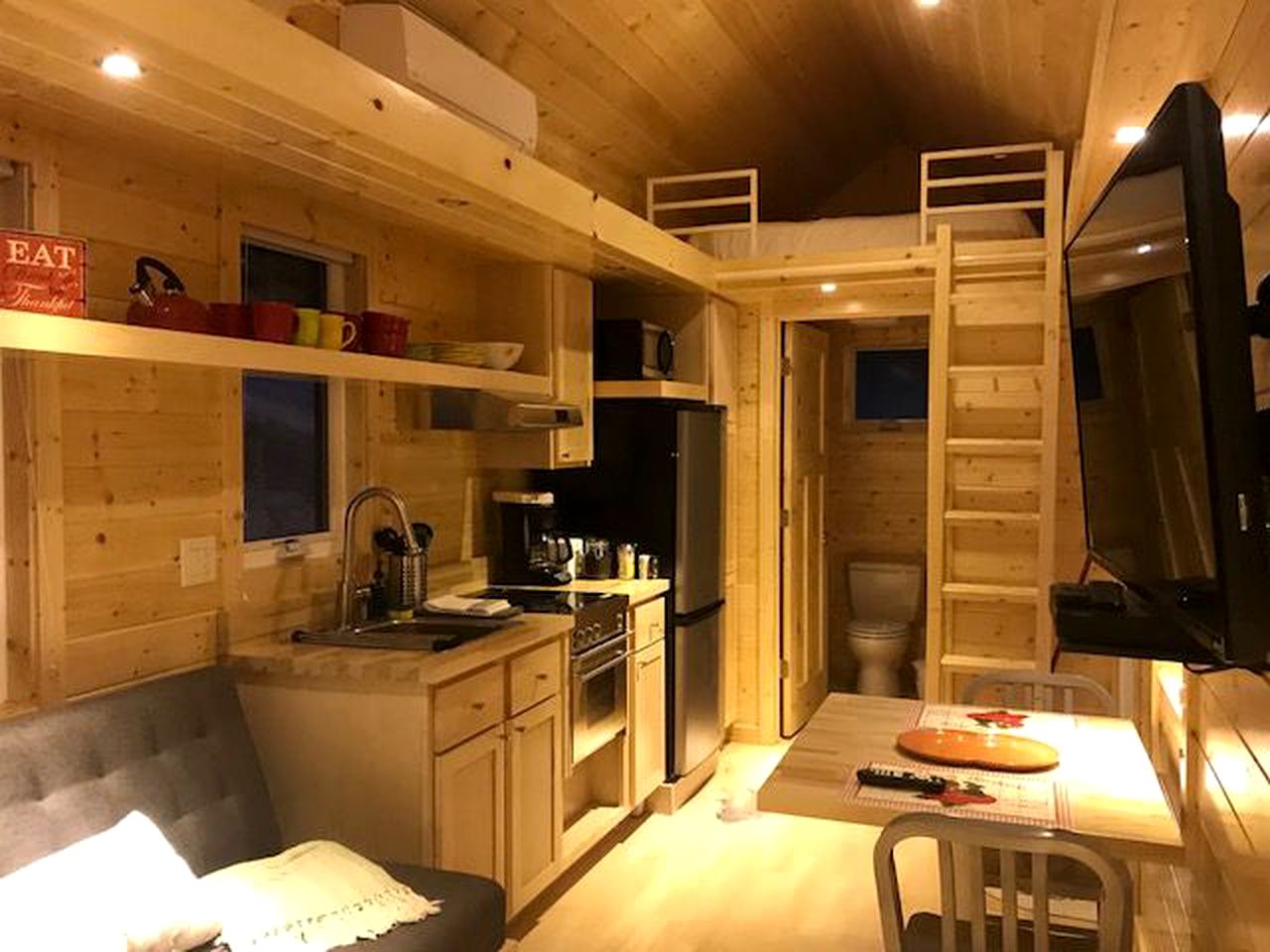 Fabulous Tiny House Rental Perfect for a Family Getaway near Catskill, New York