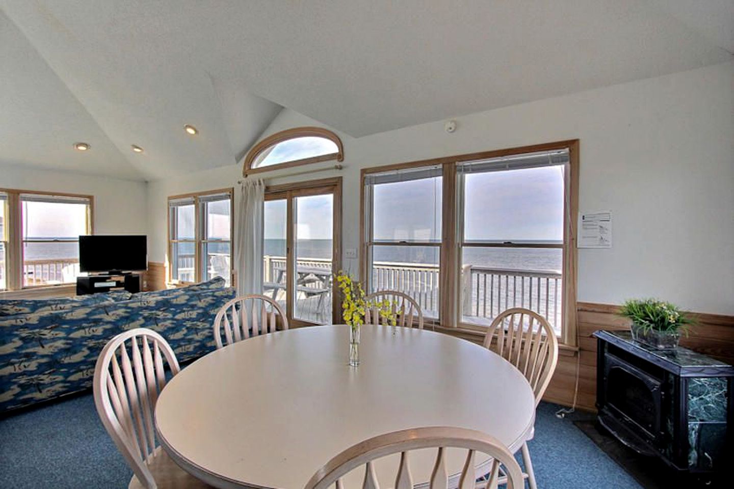 Waterfront Rental in Avon, North Carolina