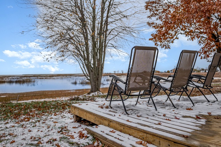 Cabins (United States of America, Au Gres, Michigan)