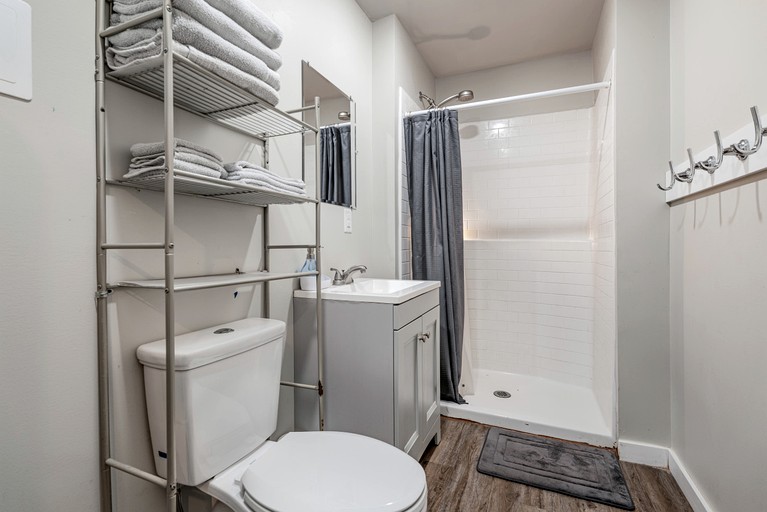 Cabins (United States of America, Au Gres, Michigan)