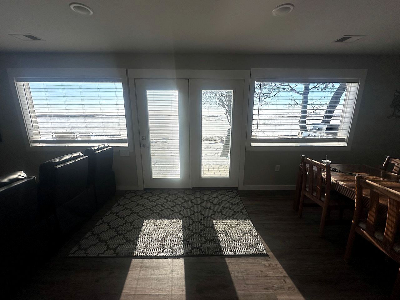Waterfront Cabin with BBQ, Picnic Space and Amazing Sunsets in Michigan