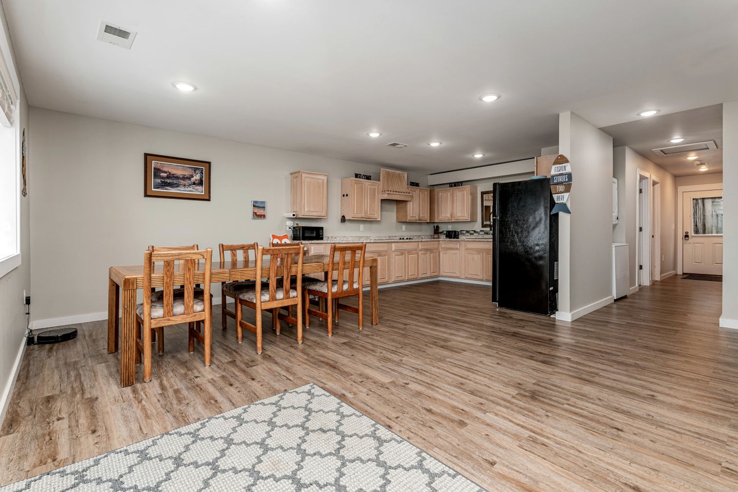 Waterfront Cabin with BBQ, Picnic Space and Amazing Sunsets in Michigan