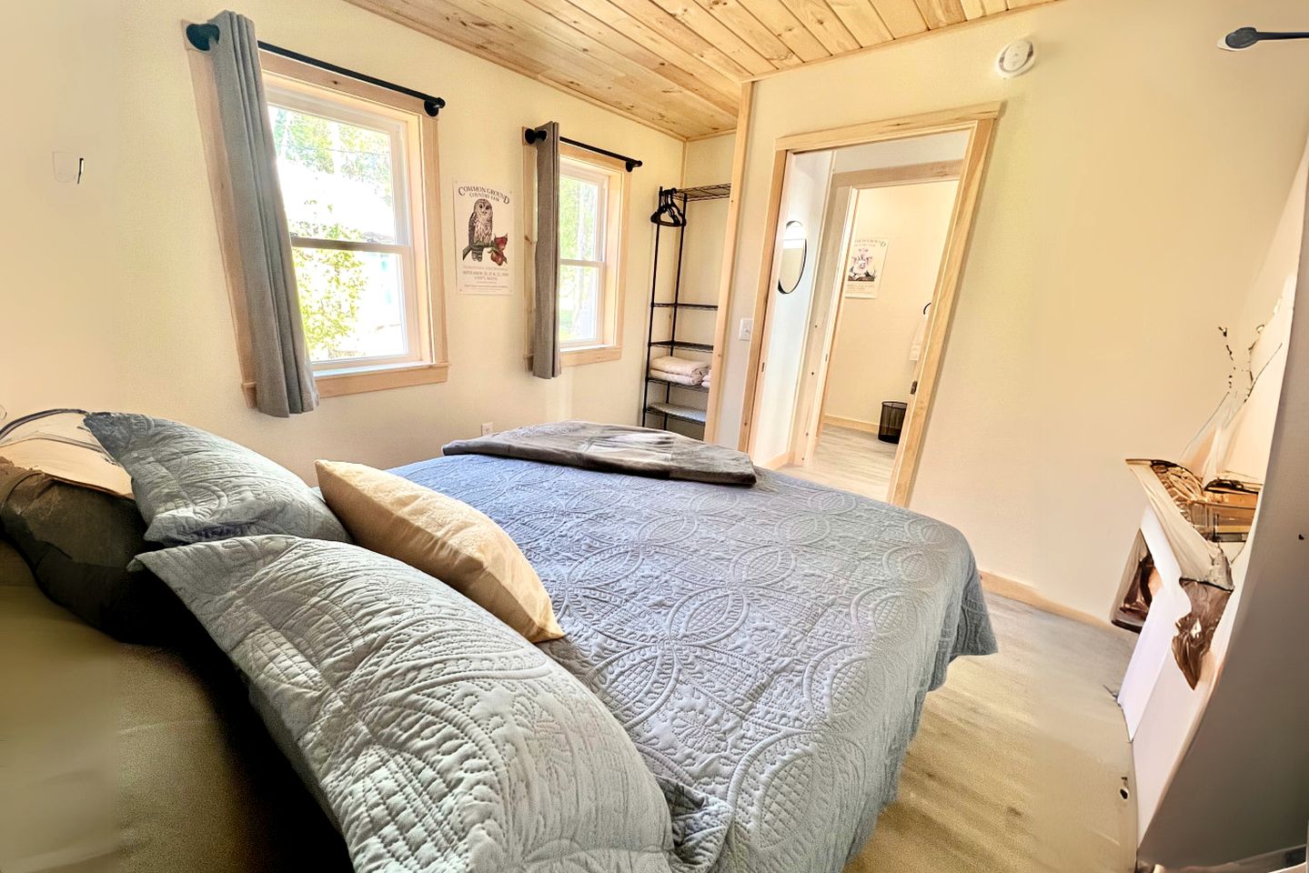 Pet-Friendly Waterfront Cabin with Beach Access, Firepit, and Kayaks in Burnham, Maine
