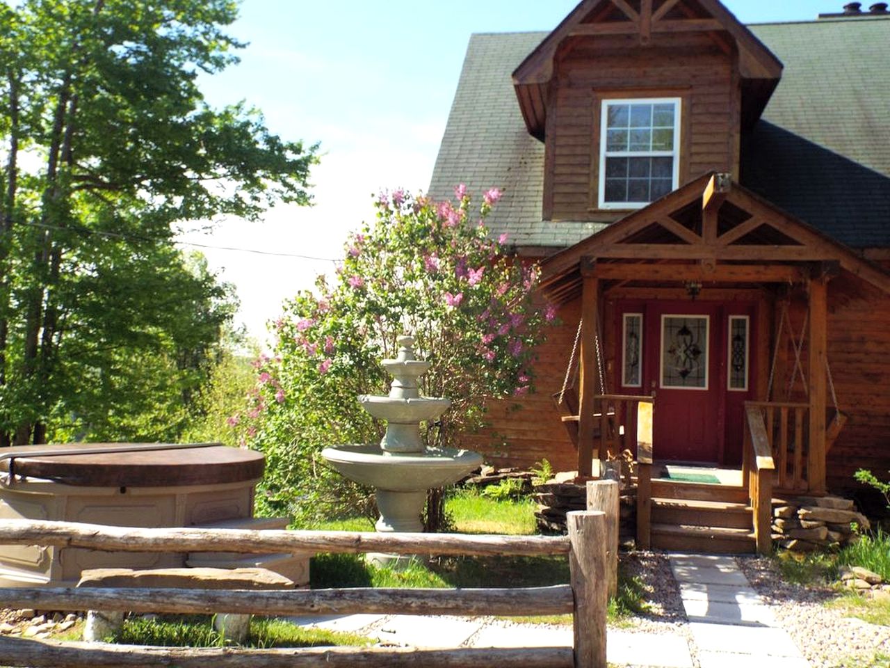 Cabin Getaway in Browns Yard, New Brunswick