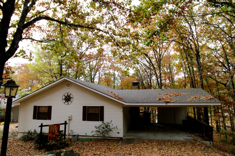 Cabins (United States of America, Fairfield Bay, Arkansas)