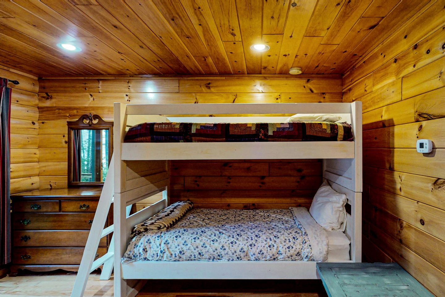 Waterfront Cabin with Private Deck Loaded with Kayaks in Maine