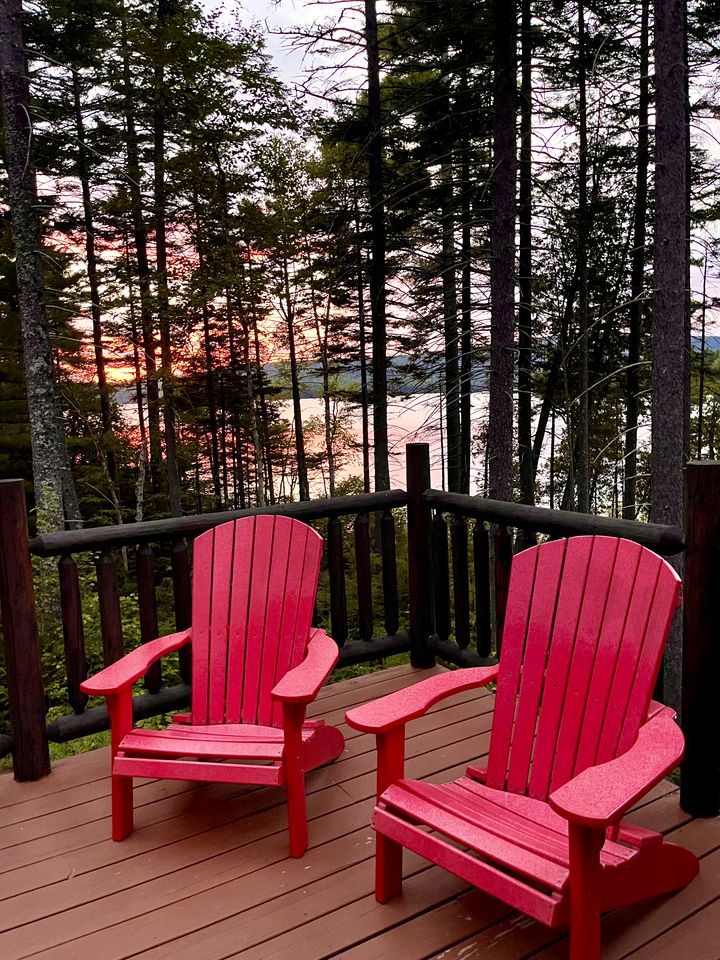 Waterfront Cabin with Private Deck Loaded with Kayaks in Maine