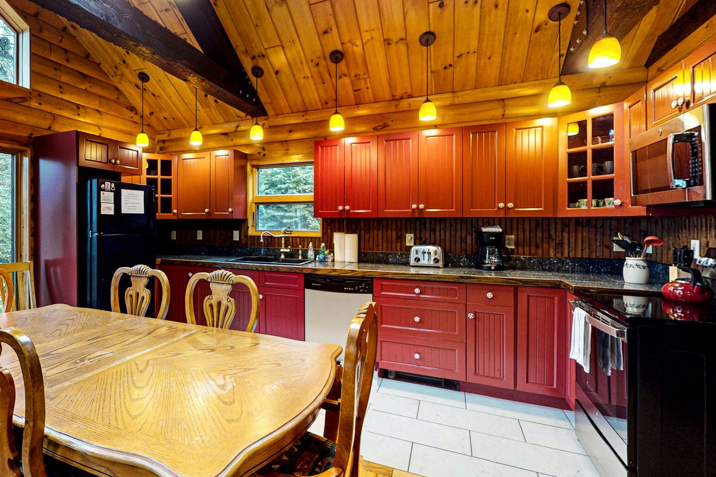 Waterfront Cabin with Private Deck Loaded with Kayaks in Maine