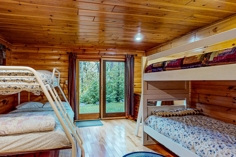 Cabins (United States of America, Greenville, Maine)