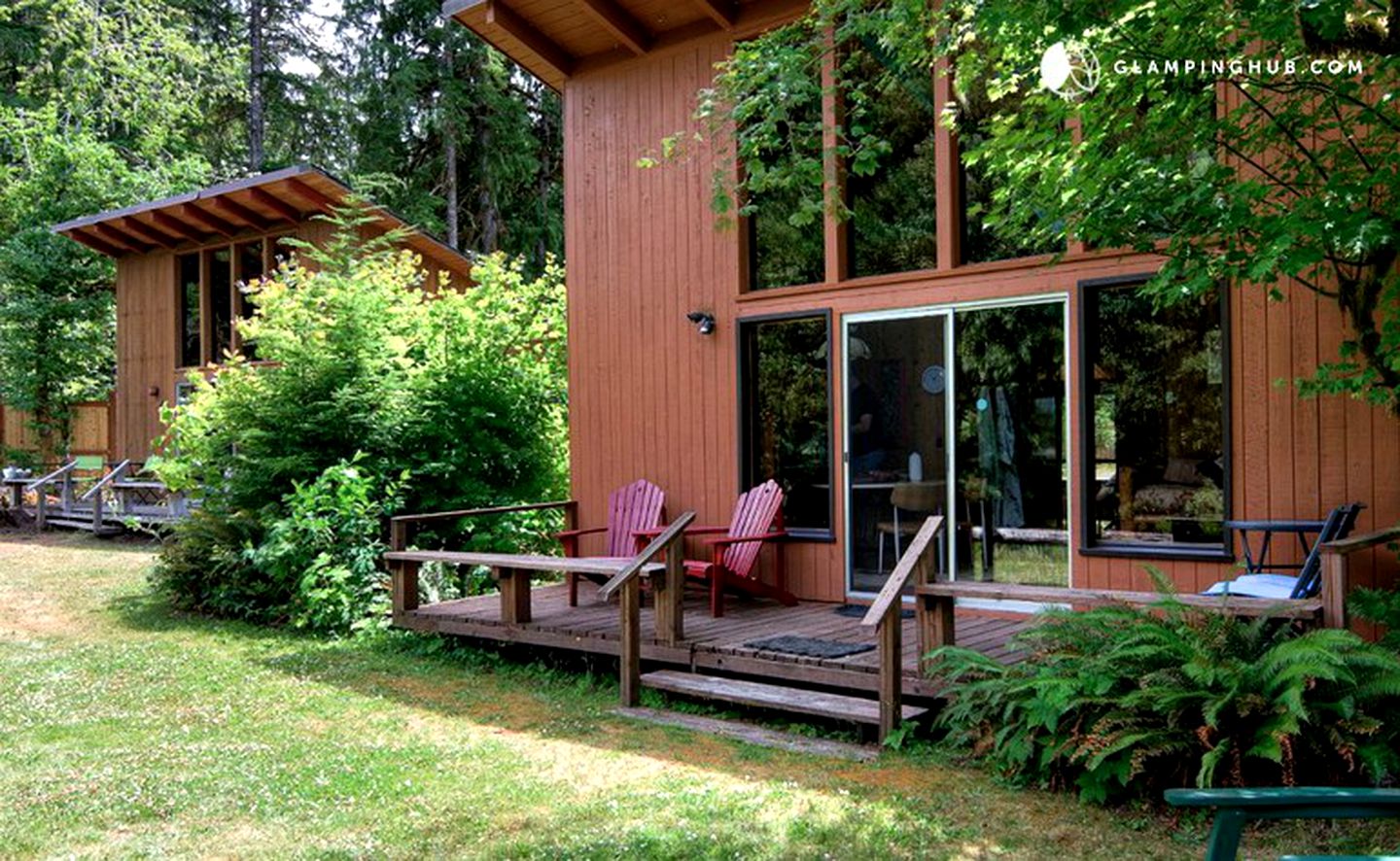 Charming Cabin Rental with Lovely Forest Views in Blue River, Oregon