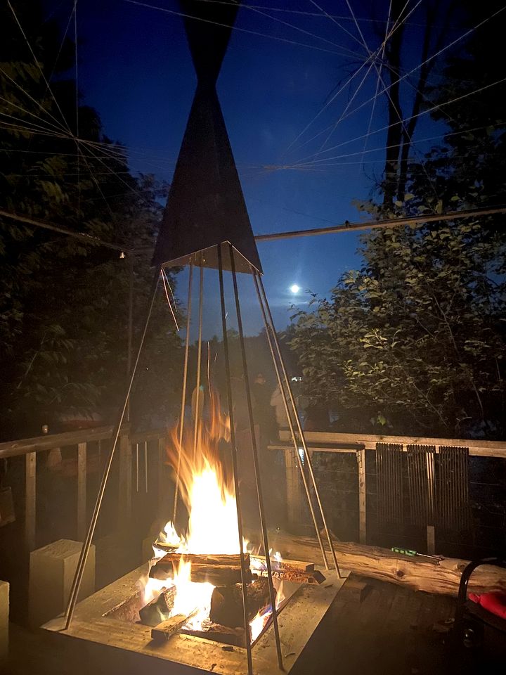 Waterfront Cottage with Hot Tub and Sauna in Wakefield, Quebec, Canada