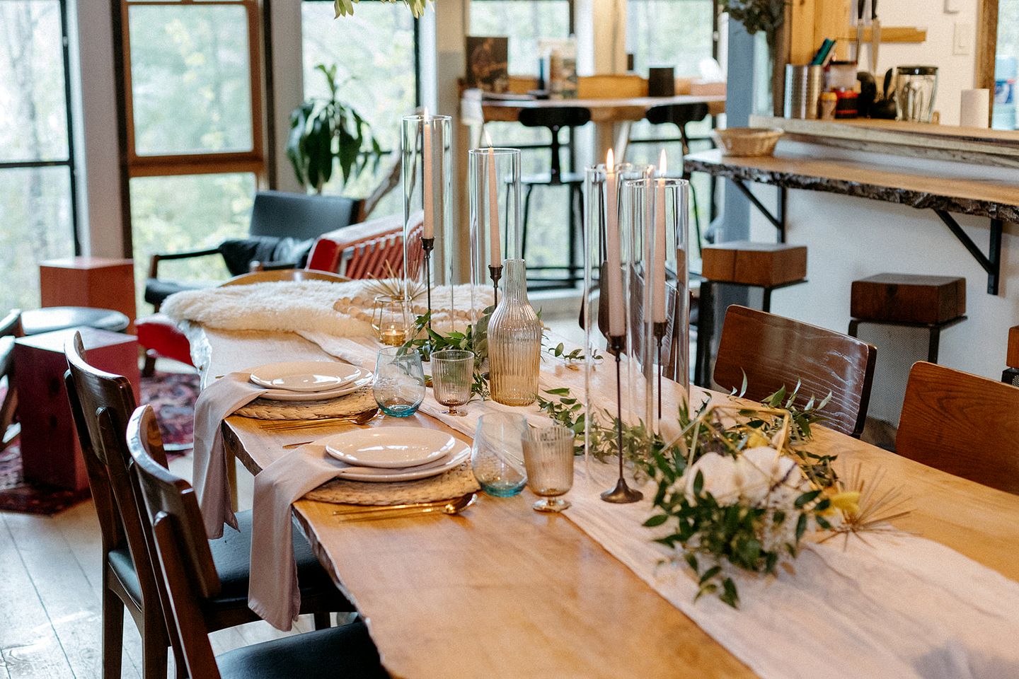 Waterfront Cottage with Hot Tub and Sauna in Wakefield, Quebec, Canada