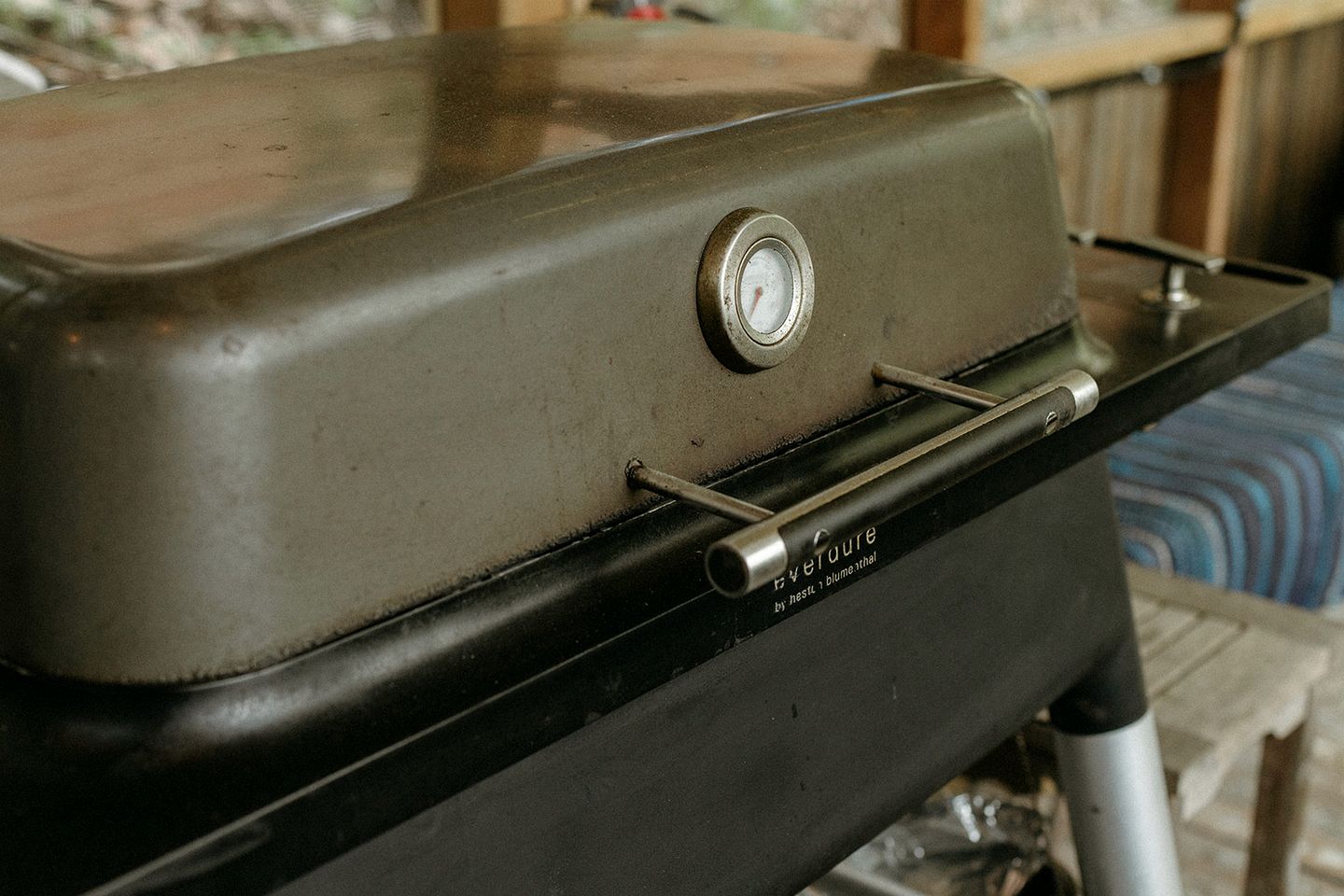 Waterfront Cottage with Hot Tub and Sauna in Wakefield, Quebec, Canada