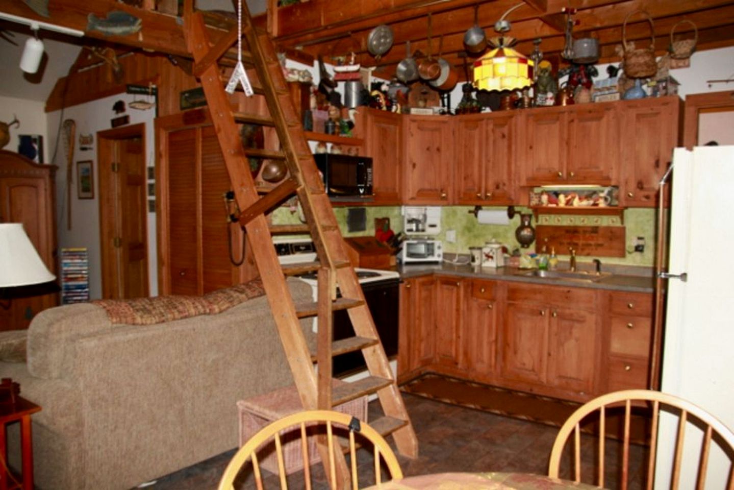 Waterfront Cabin Rental for a Peaceful Lake Getaway in Denmark, Maine