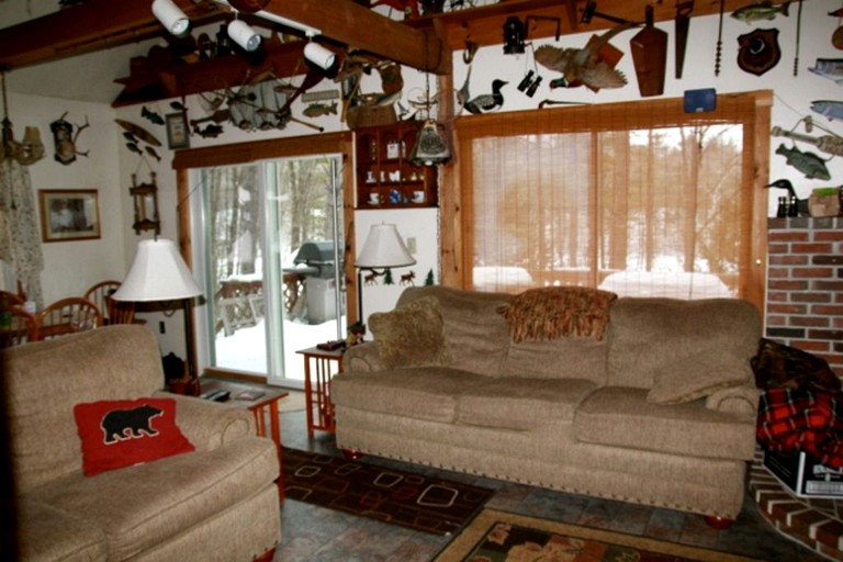 Peaceful cabin rental for a getaway in Denmark, Maine