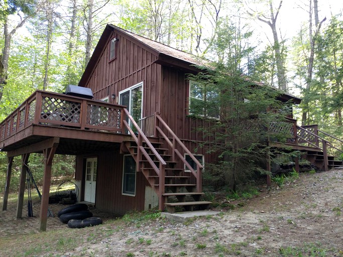 Cabins (Denmark, Maine, United States)