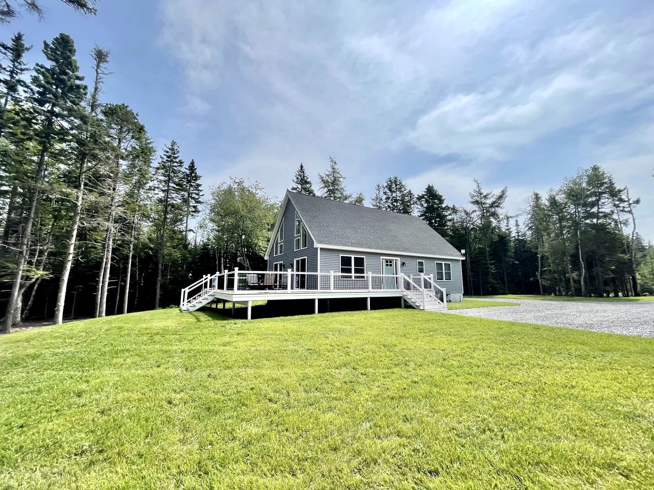 Impressive Waterfront Cabin with Barbecue and Fire Pit in Milbridge, Maine
