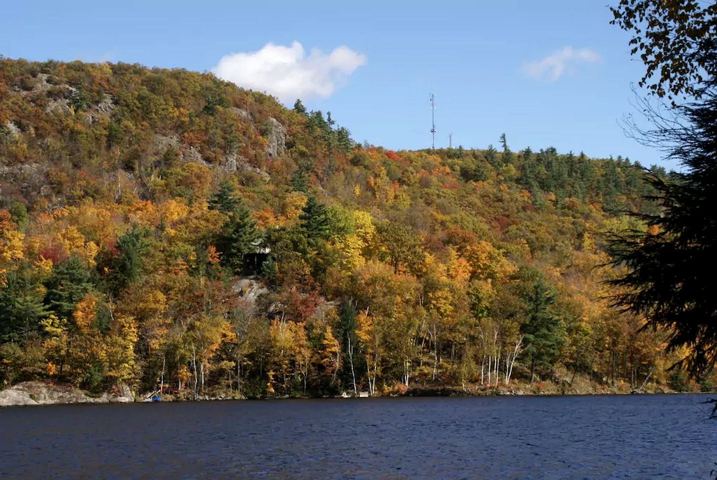 Incredible Eco-Friendly Cabin Getaway with Stunning Fireplace in Chelsea, Quebec