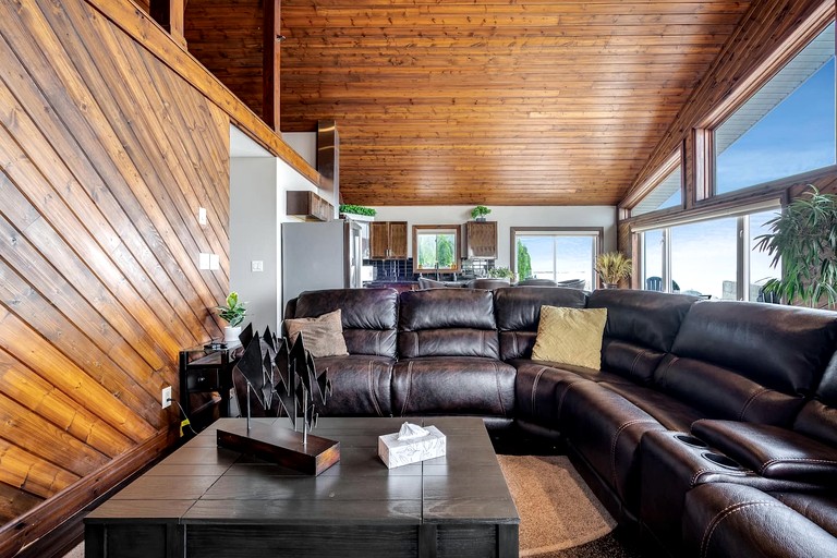 Cottages (Canada, Leamington, Ontario)