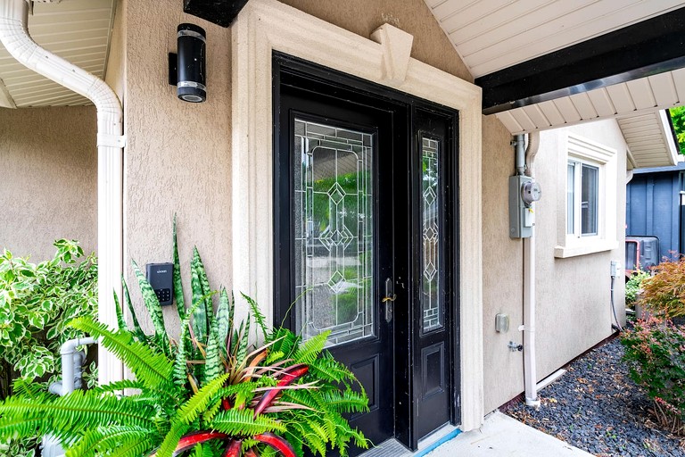 Cottages (Canada, Leamington, Ontario)