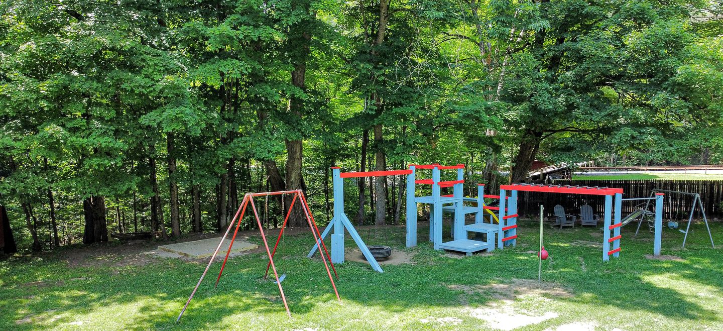 Rustic, Pet Friendly Cabin on the Hudson River, Perfect for a Glamping Weekend in the Adirondacks