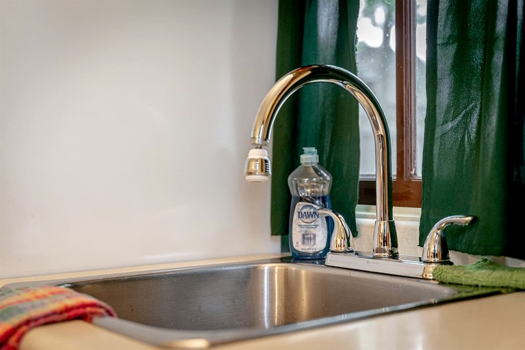 Tiny Houses (Canada, Leamington, Ontario)