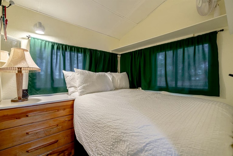 Tiny Houses (Canada, Leamington, Ontario)