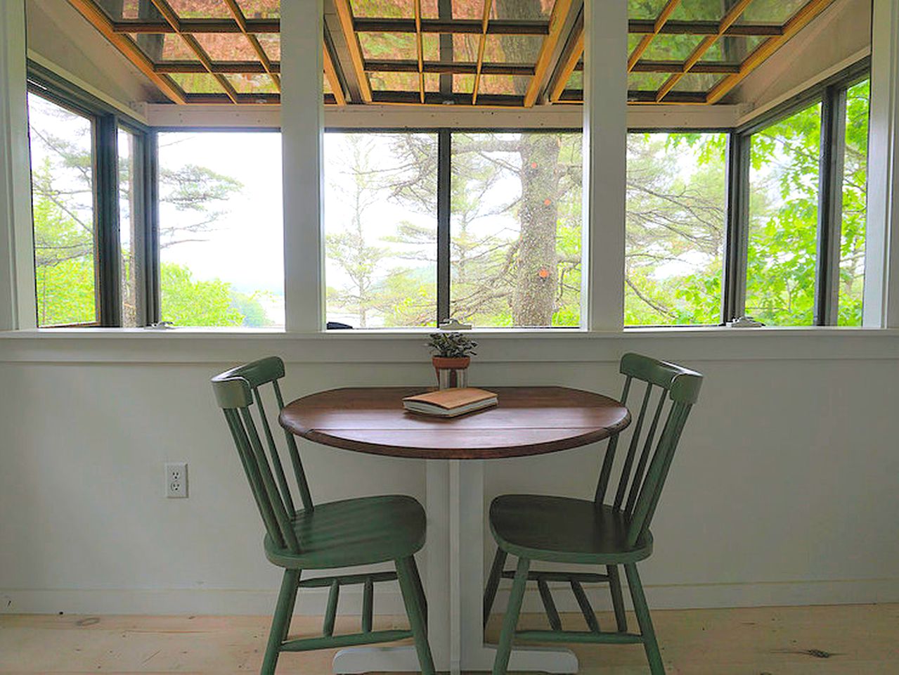 Tree House Rental Brunswick, Maine Glamping Hub