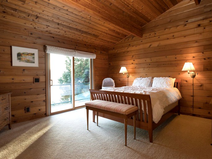 Cabins (Bellingham, Washington, United States)