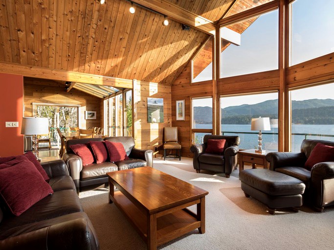 Cabins (Bellingham, Washington, United States)