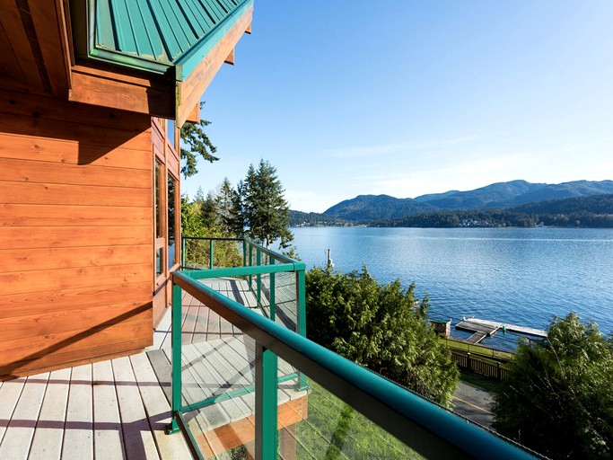 Cabins (Bellingham, Washington, United States)