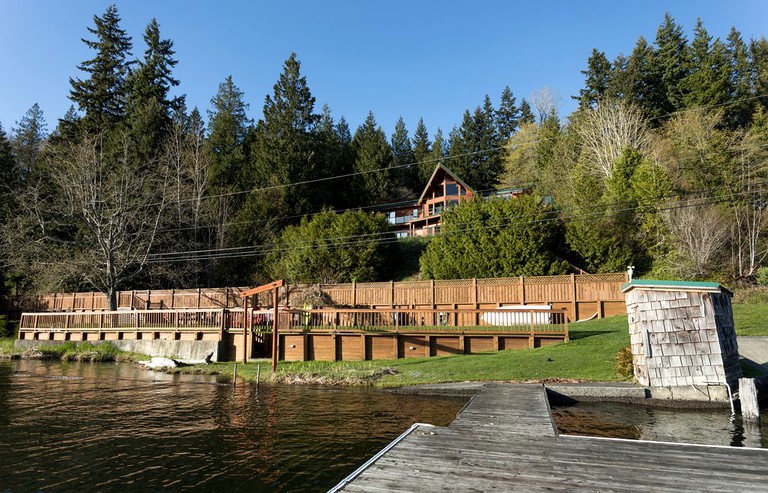Cabins (Bellingham, Washington, United States)