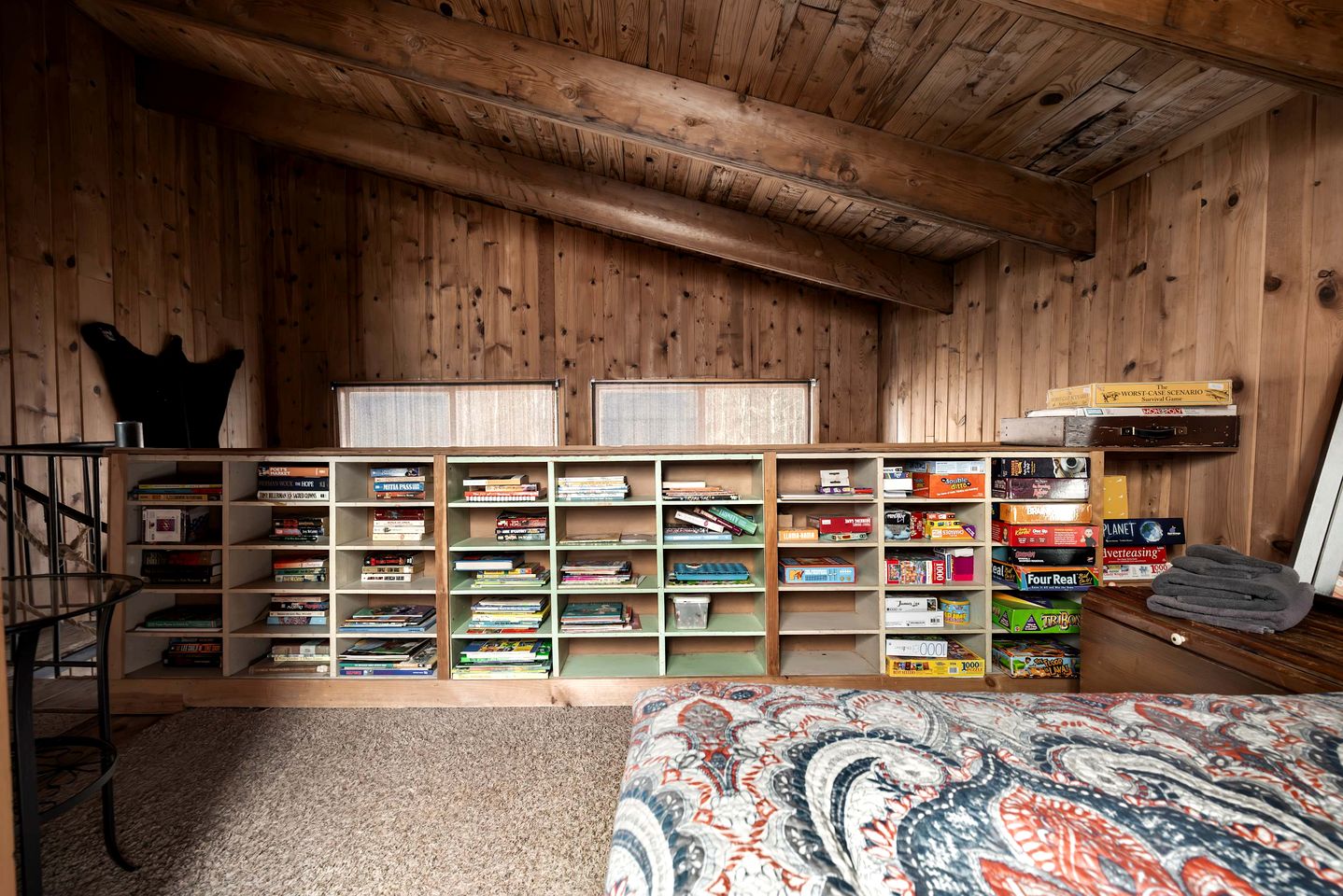 Radiant Riverfront Cabin Sanctuary near Cacapon River in West Virginia