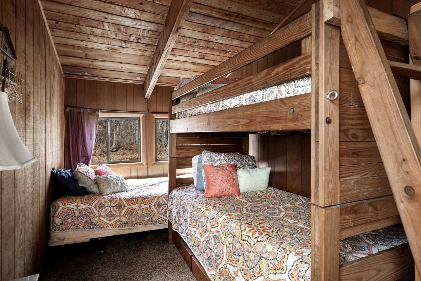 Radiant Riverfront Cabin Sanctuary near Cacapon River in West Virginia
