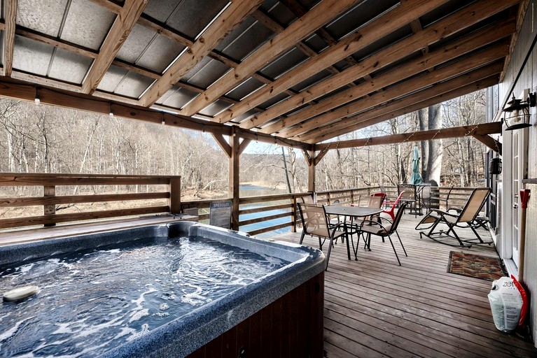 Vacation Rentals (United States of America, Great Cacapon, West Virginia)