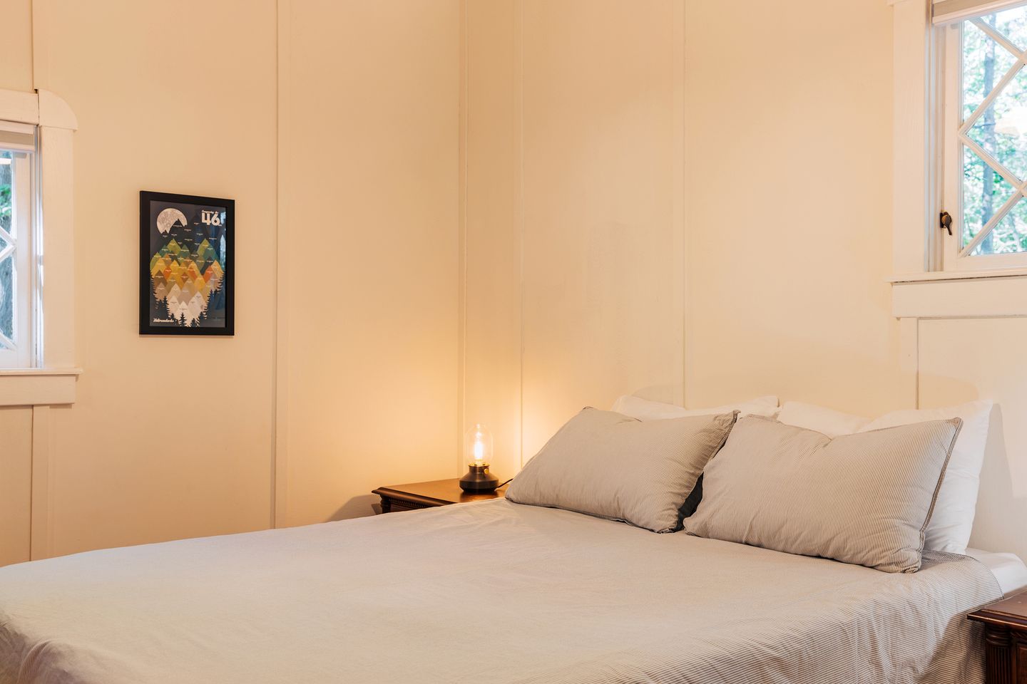 Spacious Waterfront Cabin with Private Dock Near Lake George & Saratoga Springs, Corinth, NY