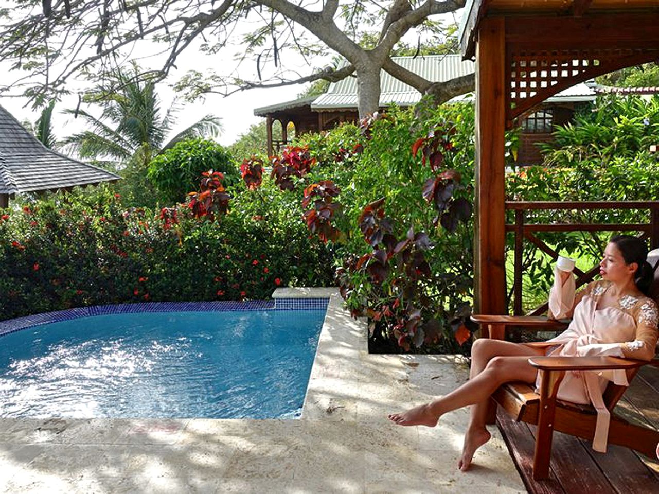 Stunning Cottage Overlooking a Beach with a Plunge Pool near Corinth, St. Lucia