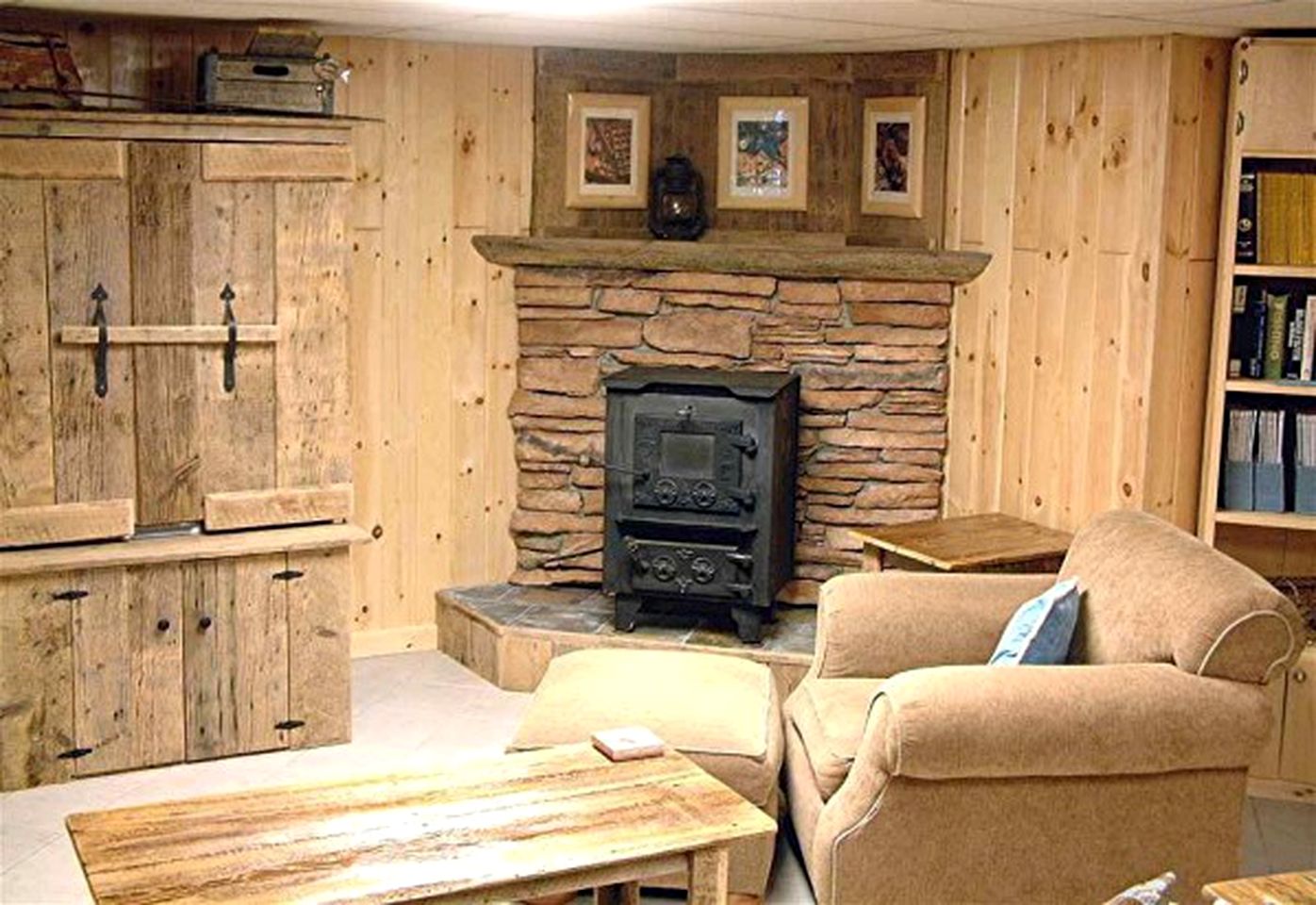 Charming Lakefront Cabin Rental with Games Room near Bangor, Maine