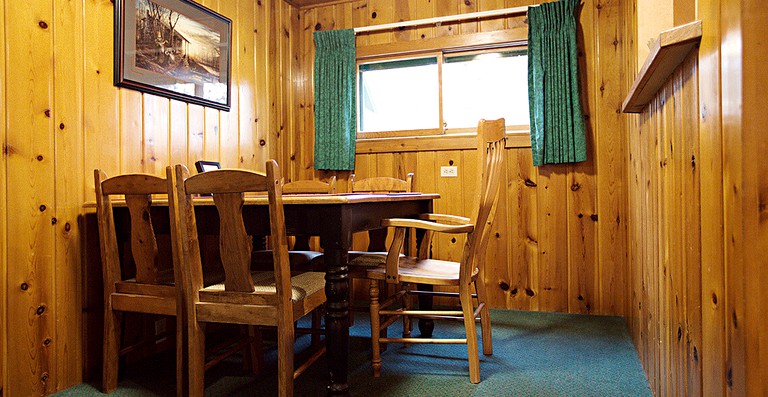 Cabins (Estes Park, Colorado, United States of America)