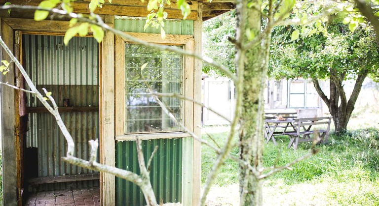 Cabins (Hernani, New South Wales, Australia)