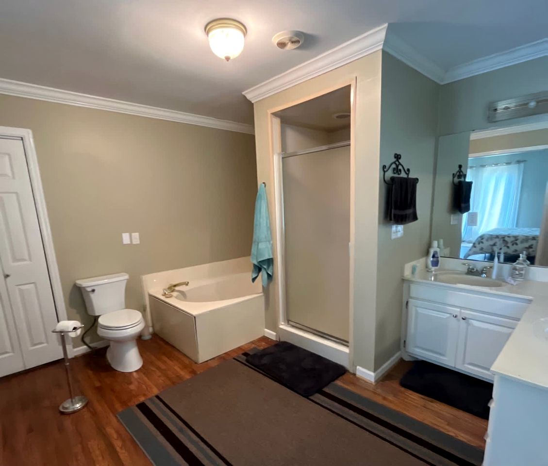 Rustic Family Cottage with Panoramic Nature Views in Tennessee