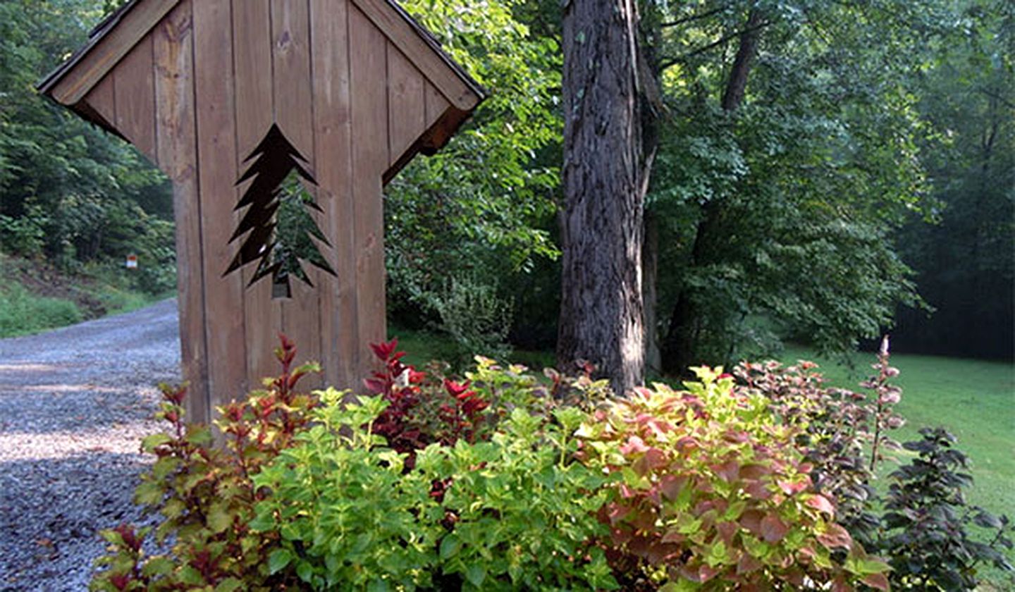 Secluded Cabin Rental in the Smoky Mountains, Tennessee