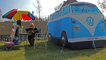 Funky Bus Hut Rentals for Two with Views of Friesland Countryside near Hindeloopen, Netherlands photo 3