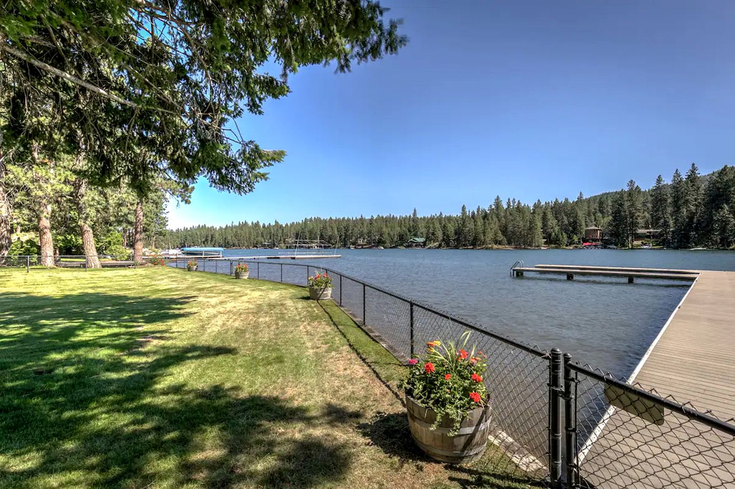 Idyllic Riverside Vacation Retreat with Sandy Beach near Coeur d'Alene Idaho