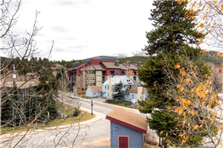 Cabins (United States of America, Silverthorne, Colorado)